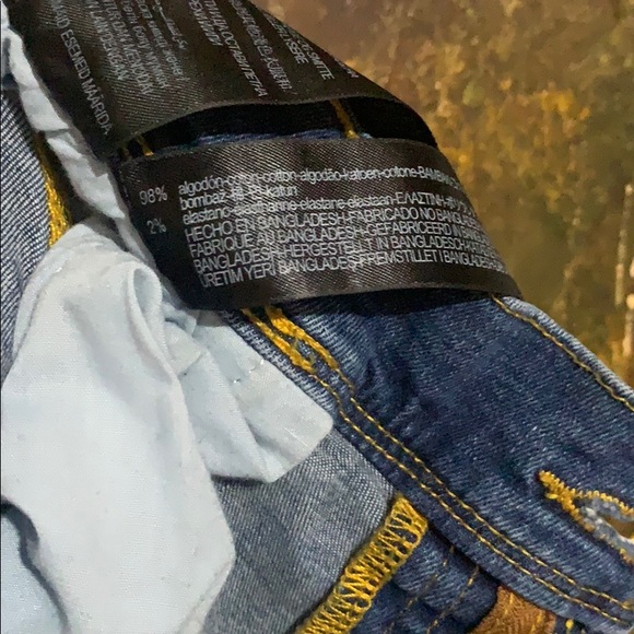 Zara Ripped Skinny Jeans - Picture 6 of 6